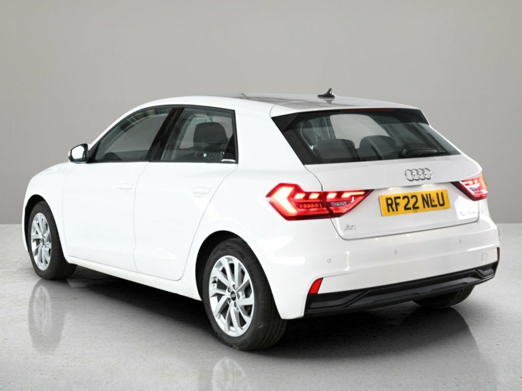 Audi A1 1L Sport RF22NLU White #4