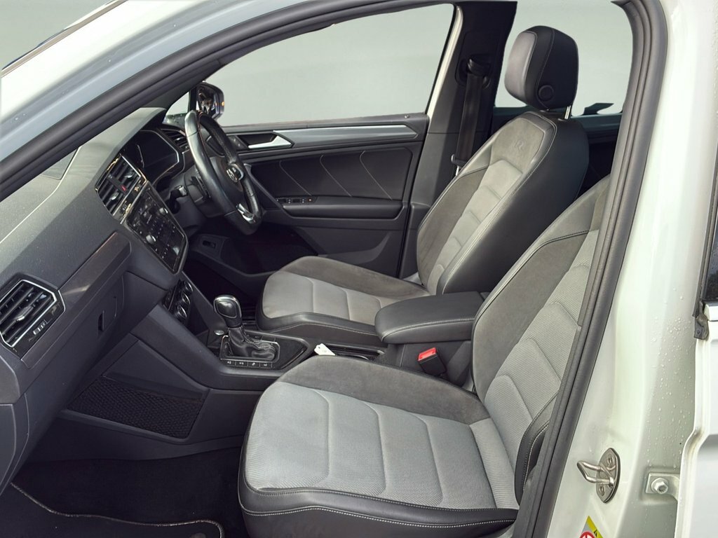 Volkswagen Tiguan 2L R-line Tech White #6