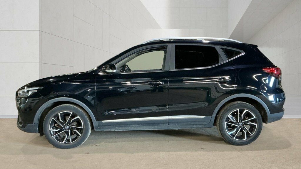 MG ZS 1L Exclusive Black #3