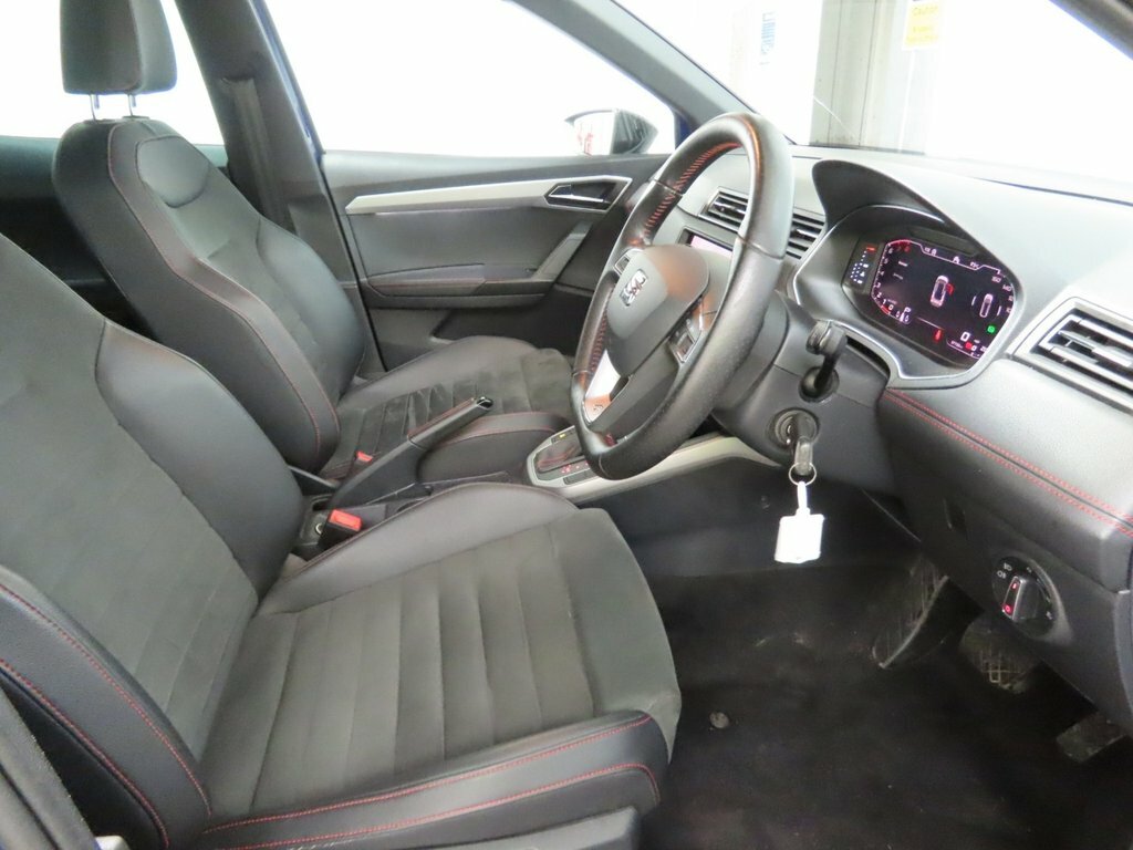 Seat Arona Tsi Se Technology Red #7