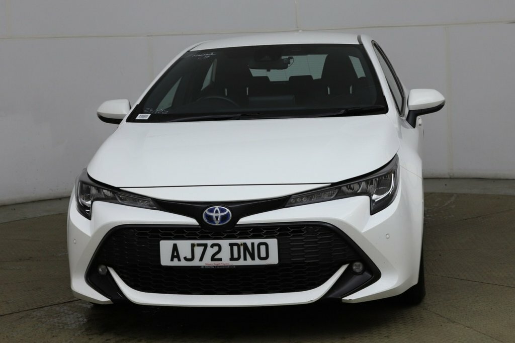 Toyota Corolla 1.8L Icon Tech White #3