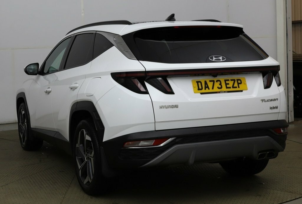 Hyundai Tucson 1.6L Ultimate White #5