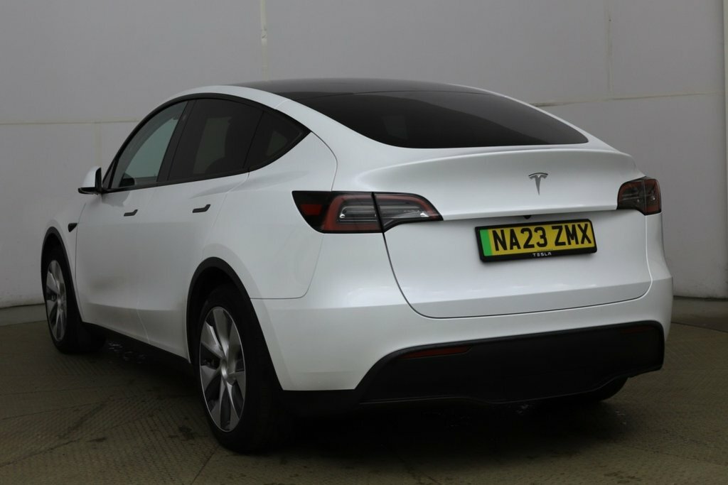 Tesla Model Y Suv White #5