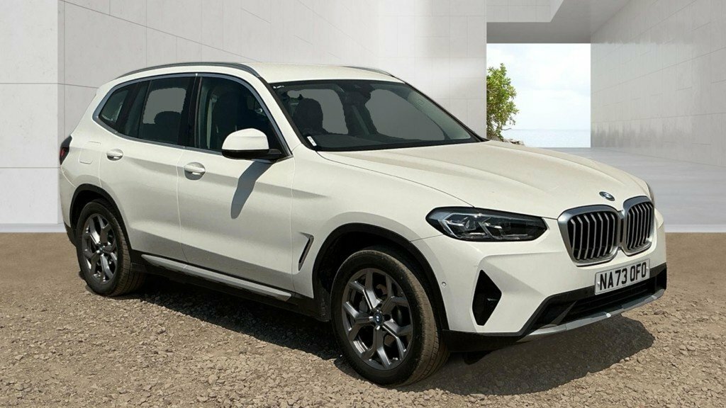 BMW X3 2L Xline White