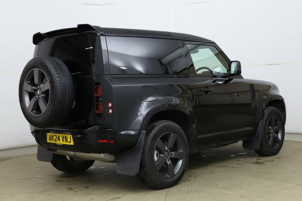 Land Rover Defender 90 3L X-dynamic Hse Black #6