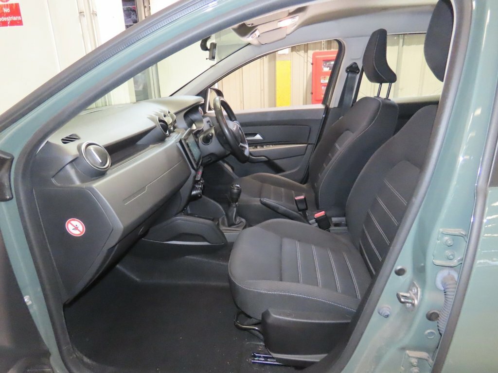 Dacia Duster 1L Expression Green #6