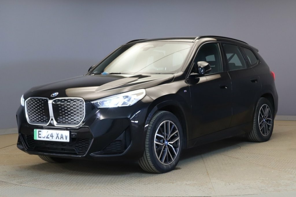 BMW iX1 Suv Black #2