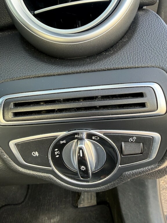 Mercedes-Benz C Class White #20