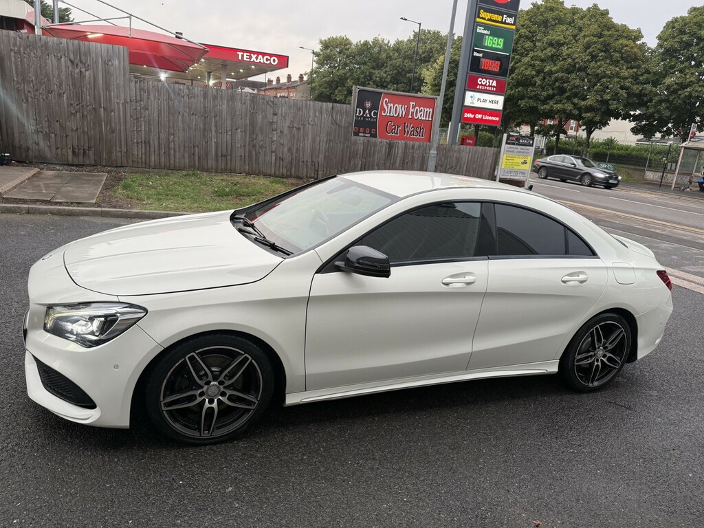 Mercedes-Benz CLA Class Cla 220 D Amg Line Black #3