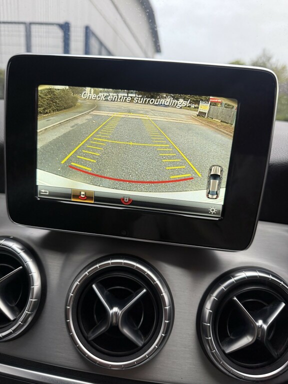 Mercedes-Benz CLA Class Cla 220 D Amg Line Black #24