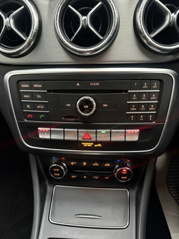 Mercedes-Benz CLA Class Cla 220 D Amg Line Black #22