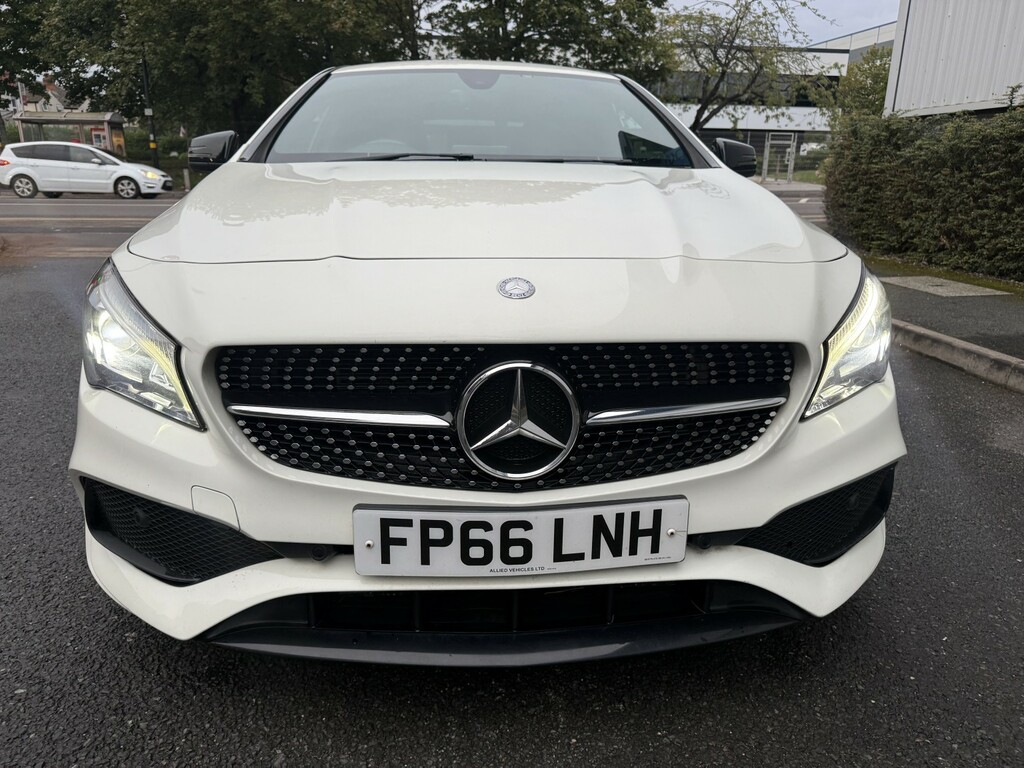 Mercedes-Benz CLA Class Cla 220 D Amg Line Black #1