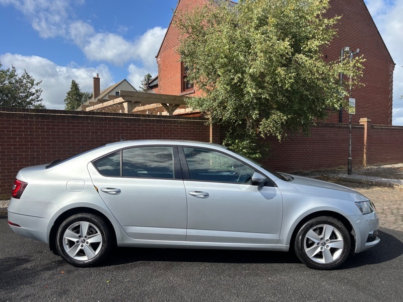 Skoda Octavia Se Tsi Silver #6