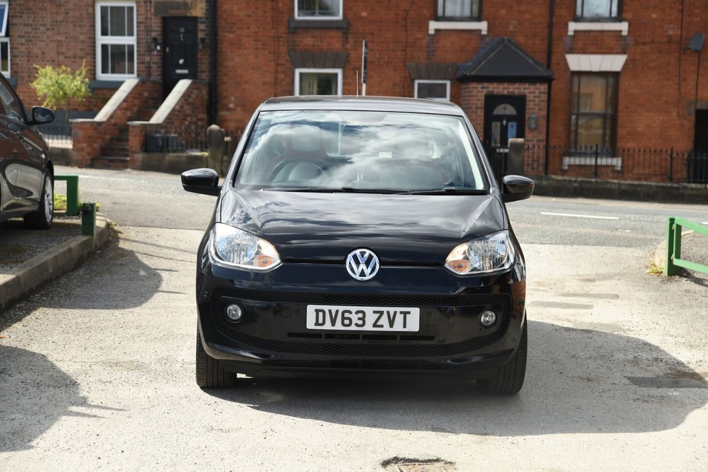 Volkswagen Up 1.0 Rock Up Black #2