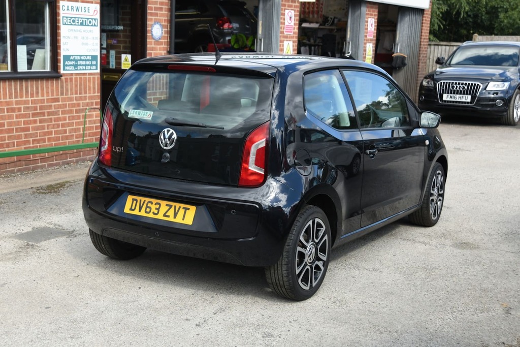 Volkswagen Up 1.0 Rock Up Black #5