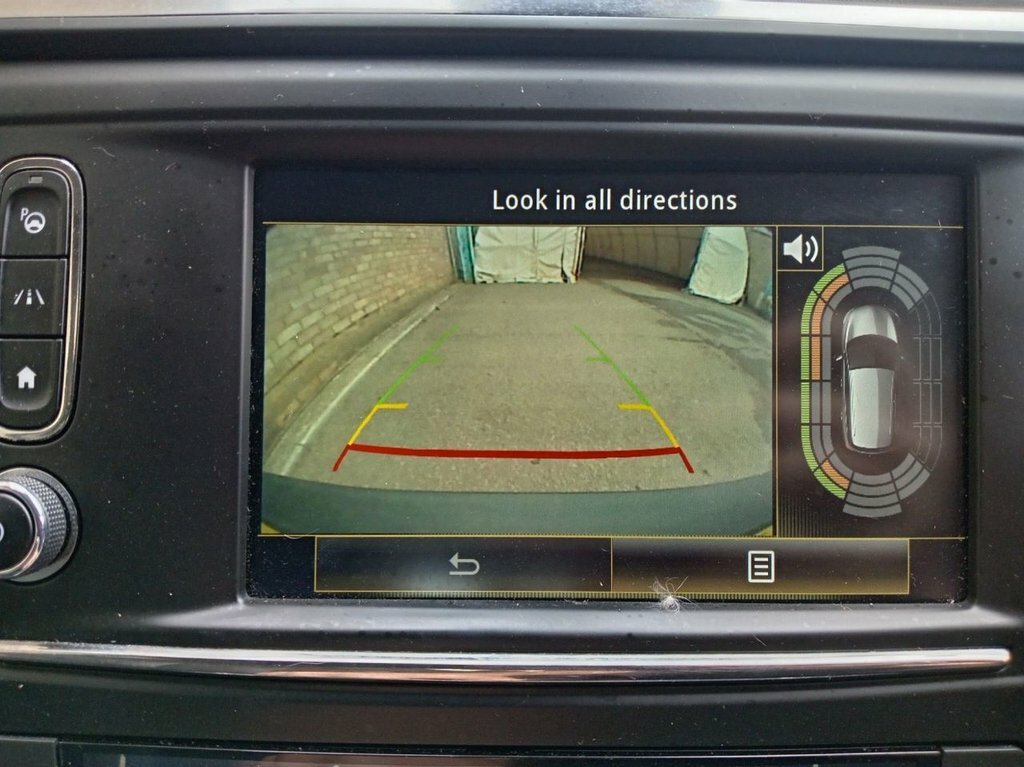 Renault Kadjar 1.5L Signature S Nav YT67OSJ Black #3