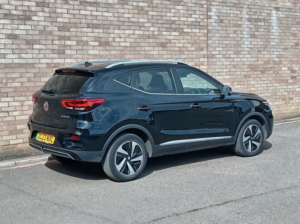 MG ZS Suv DC23NXL Black #4