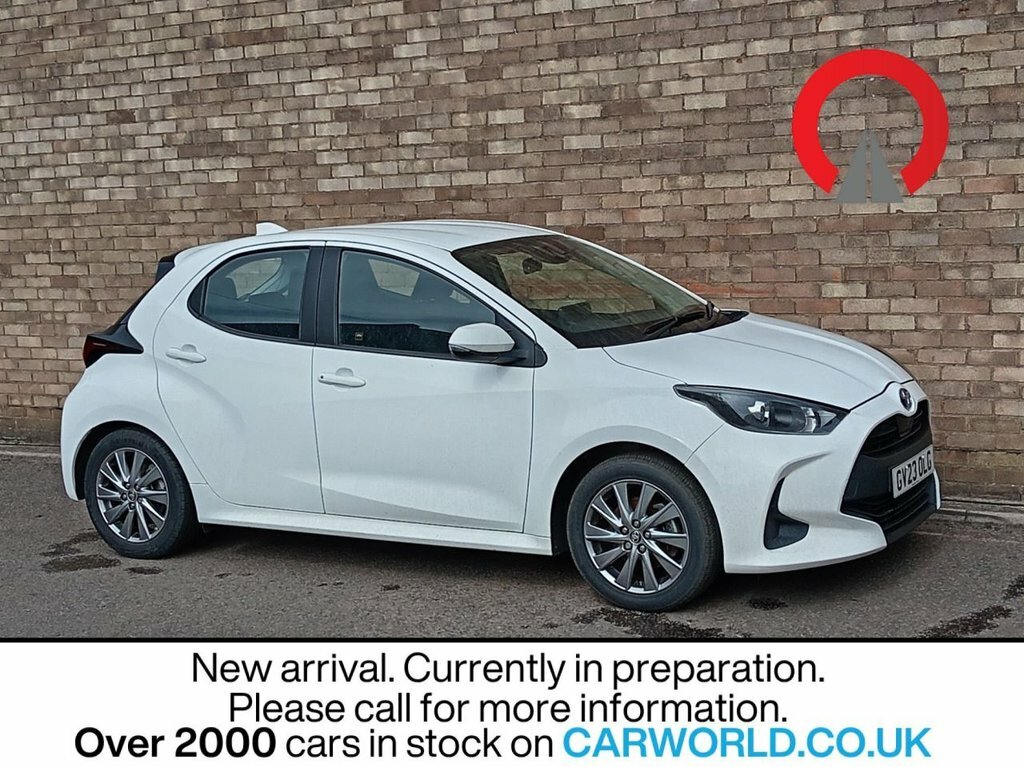 Toyota Yaris 1L Icon White