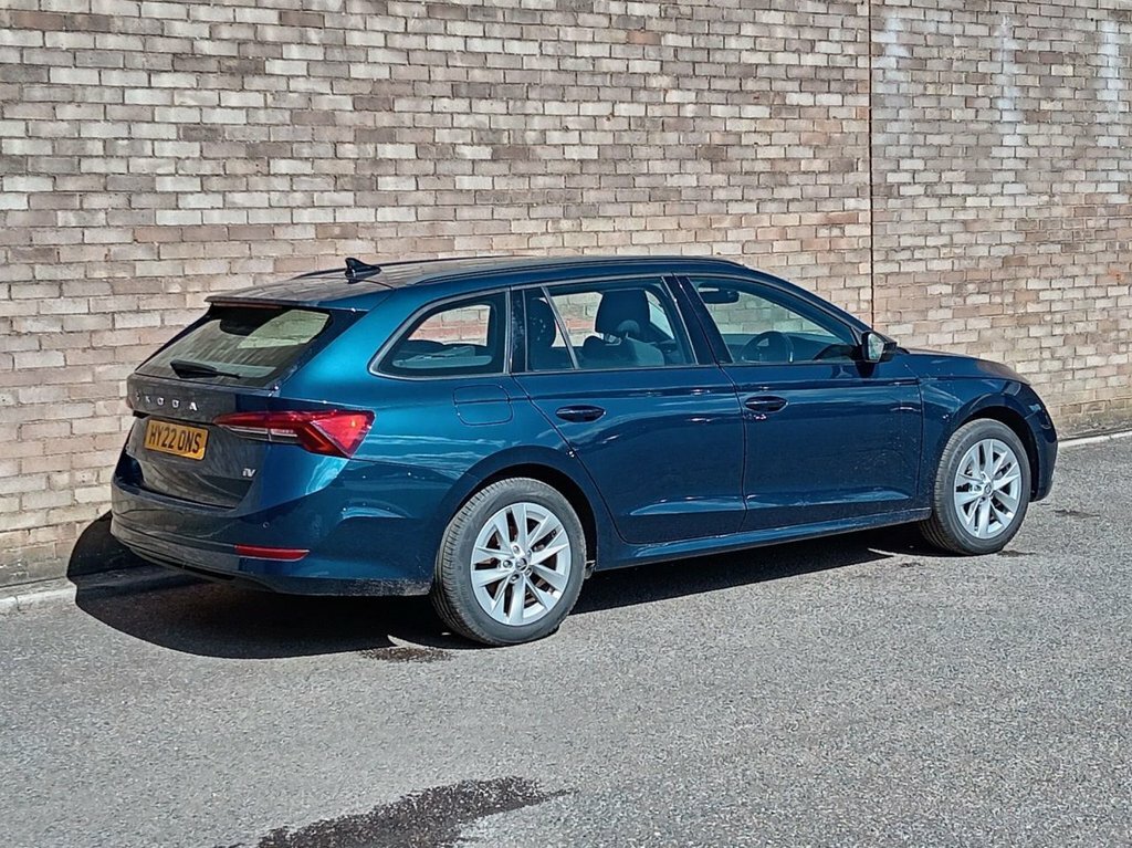 Skoda Octavia 1L Se Technology Blue #3