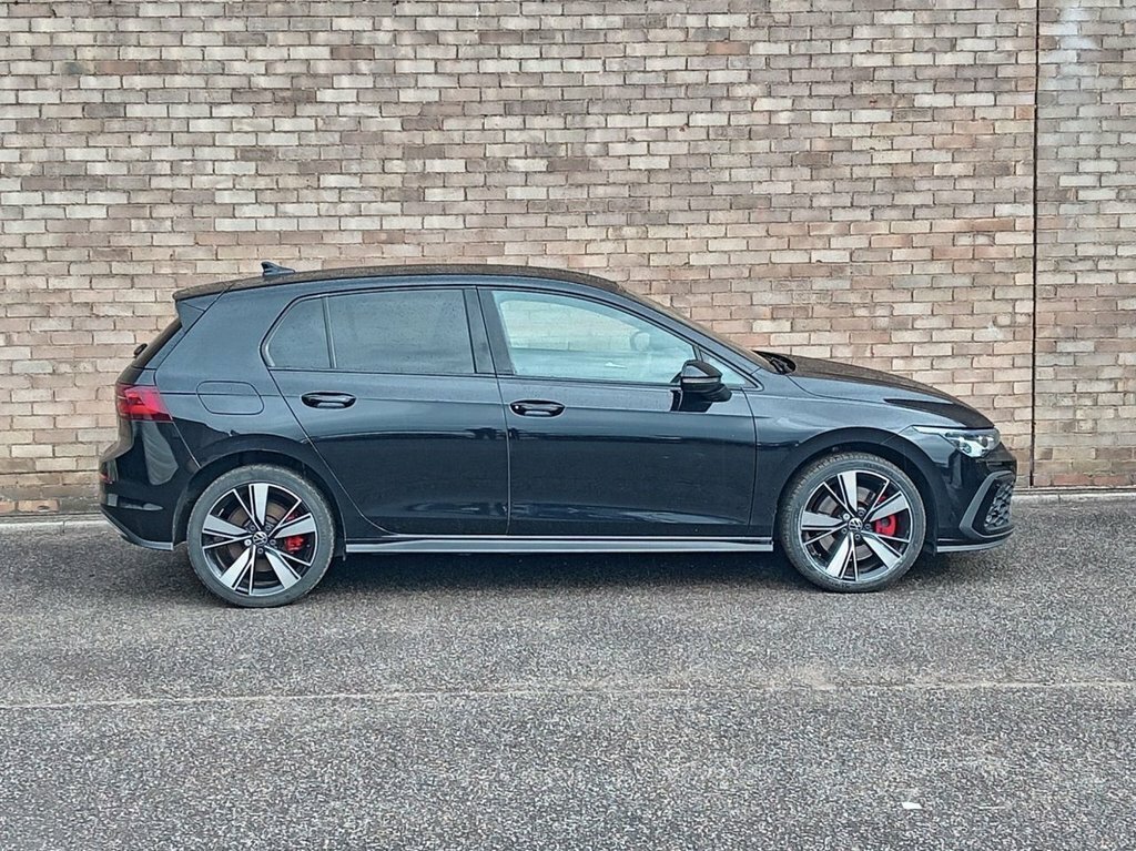 Volkswagen e-Golf 1.4L Gte Black #2
