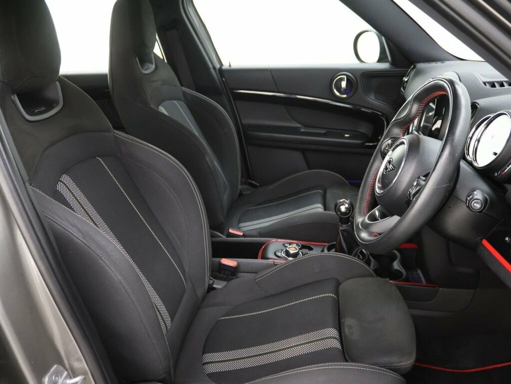 Mini Countryman Cooper Classic Red #10