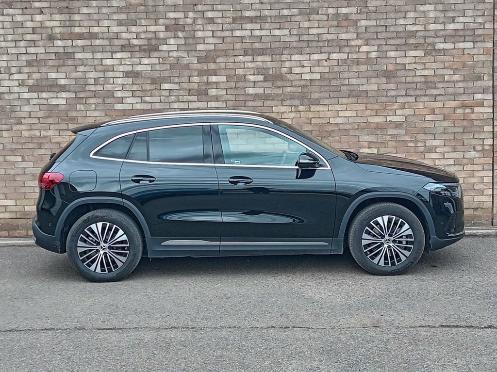 Mercedes-Benz EQA Suv Black #3