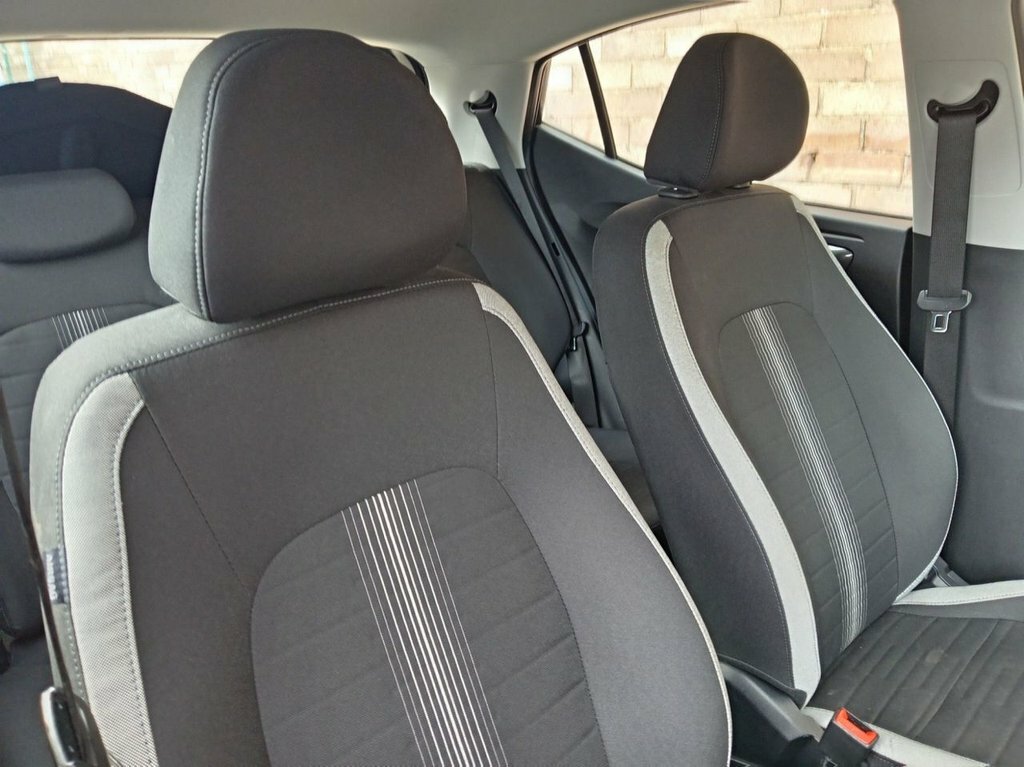 Hyundai I10 1L Se Connect Black #5