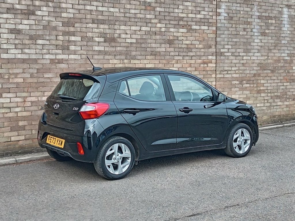 Hyundai I10 1L Se Connect Black #4