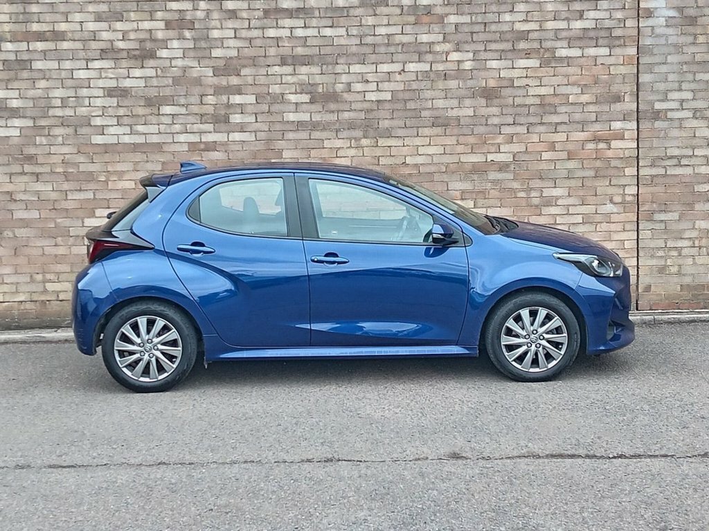 Toyota Yaris 1L Icon Blue #3