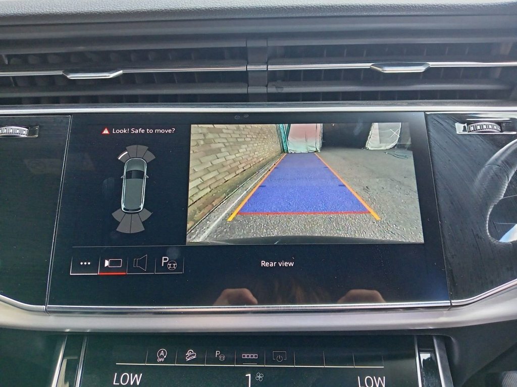 Audi SQ7 Suv Grey #2