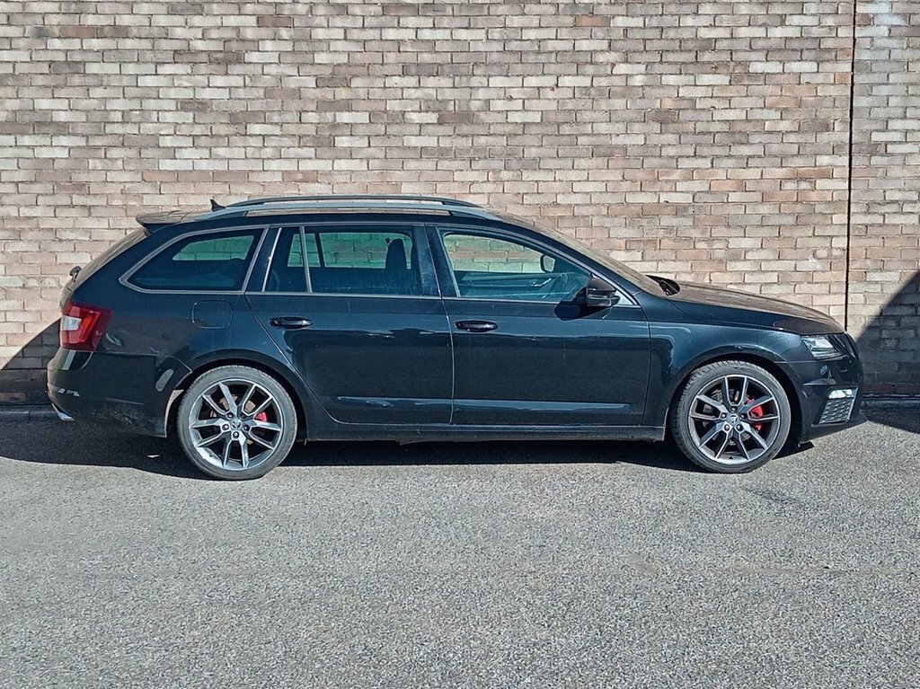 Skoda Octavia 2L Vrs Black #2