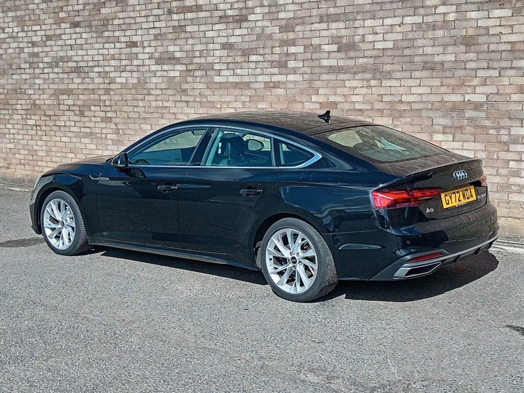 Audi A5 2L Sport Black #4