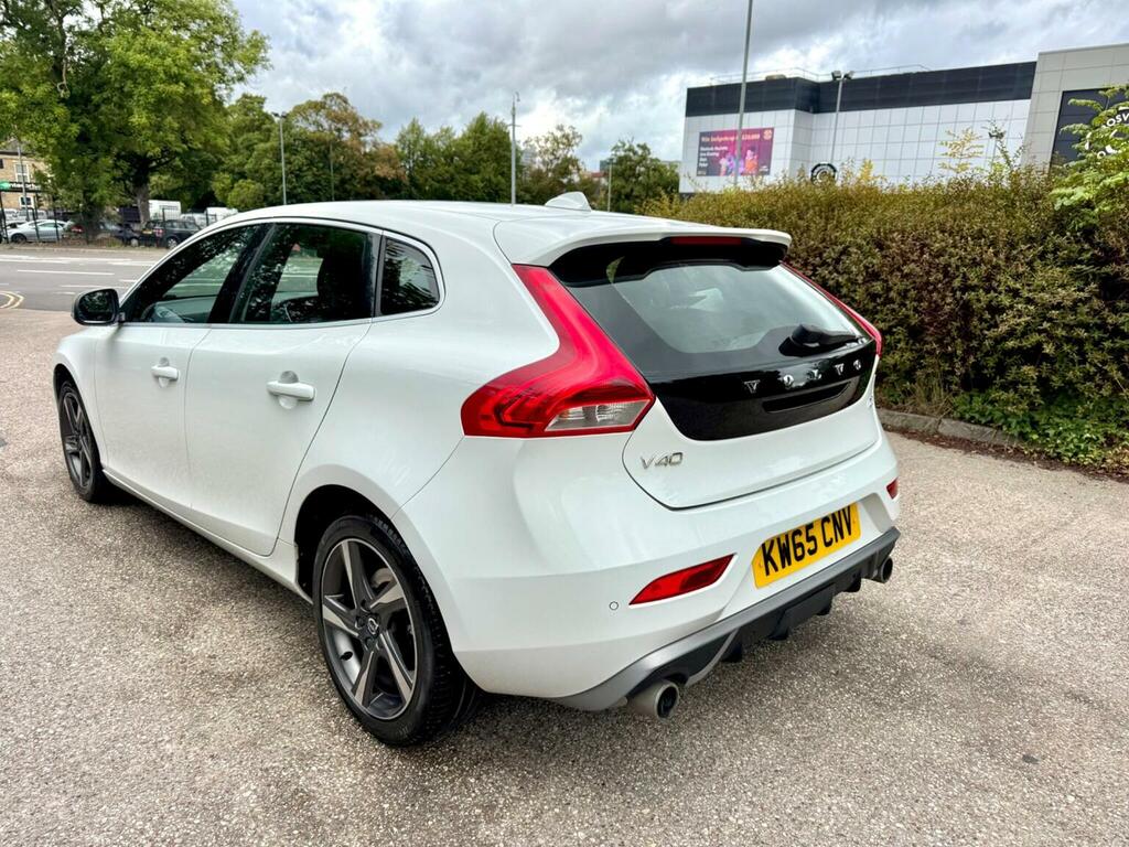 Volvo V40 2.0 D3 R-design Lux Nav Euro 6 Ss White #5