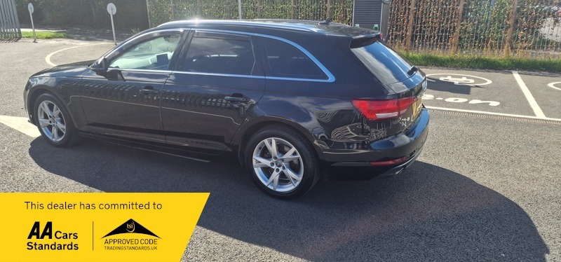 Audi A4 Avant 2L S Line Red #14