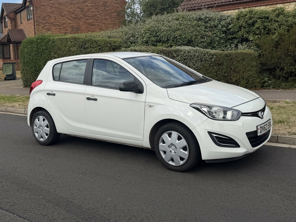 Hyundai I20 1.2 Classic White #2