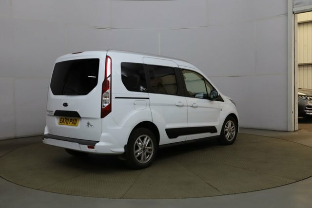 Ford Tourneo Connect 2020 1.5 Ecoblue Titanium Mpv Euro White #6