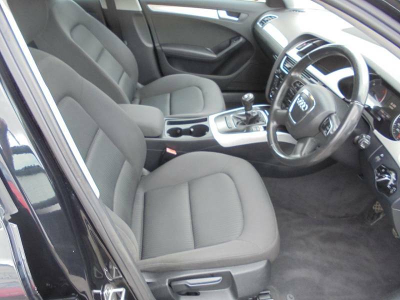 Audi A4 2.0 Tdie 136 Se Start Stop - 2011 11 LS11XJP Black #5