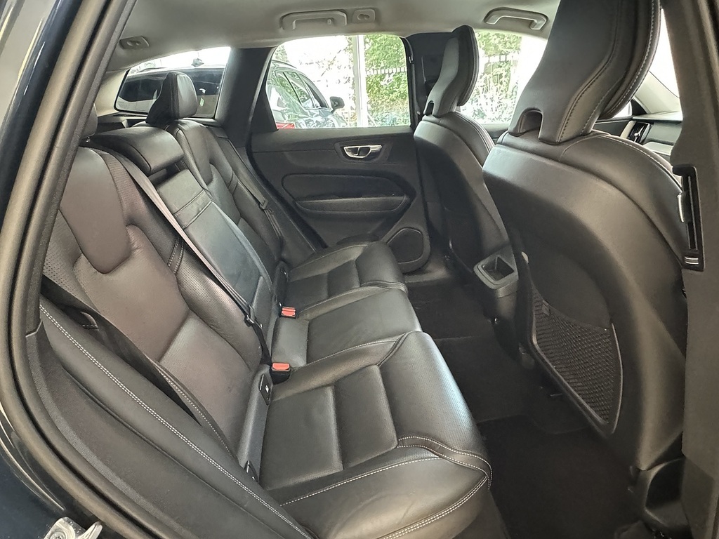 Volvo XC60 T4 Edition Grey #14
