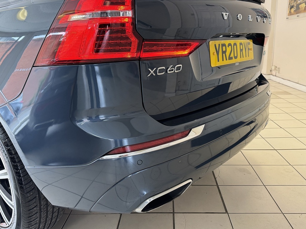 Volvo XC60 T4 Edition Grey #10