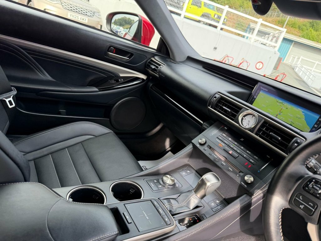 Lexus RC 300H Luxury Lss Plus Red #8