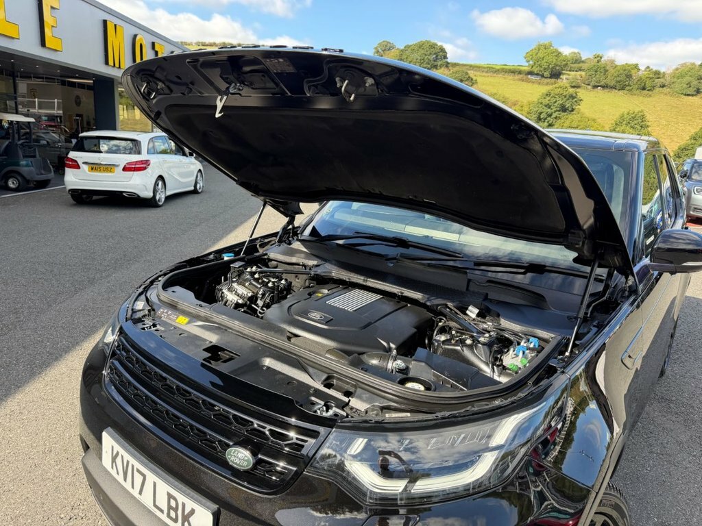 Land Rover Discovery 2.0 Td4 Se Tech 180 Bhp Blue #20