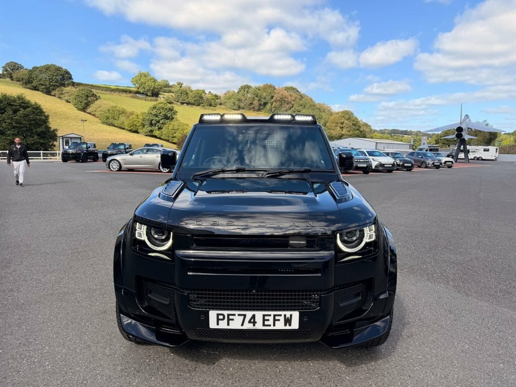 Land Rover Defender 90 3L X-dynamic Se Black #2
