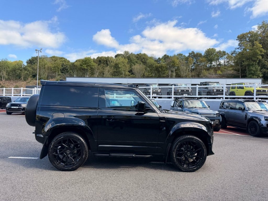 Land Rover Defender 90 3L X-dynamic Se Black #6