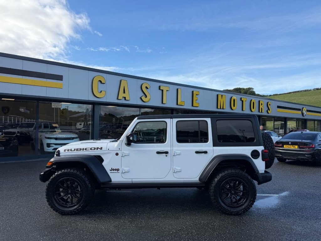 Jeep Wrangler 2L Rubicon White #2