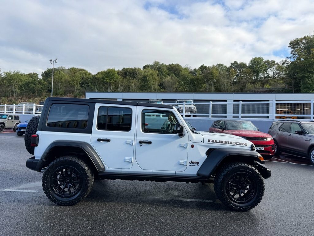 Jeep Wrangler 2L Rubicon White #5