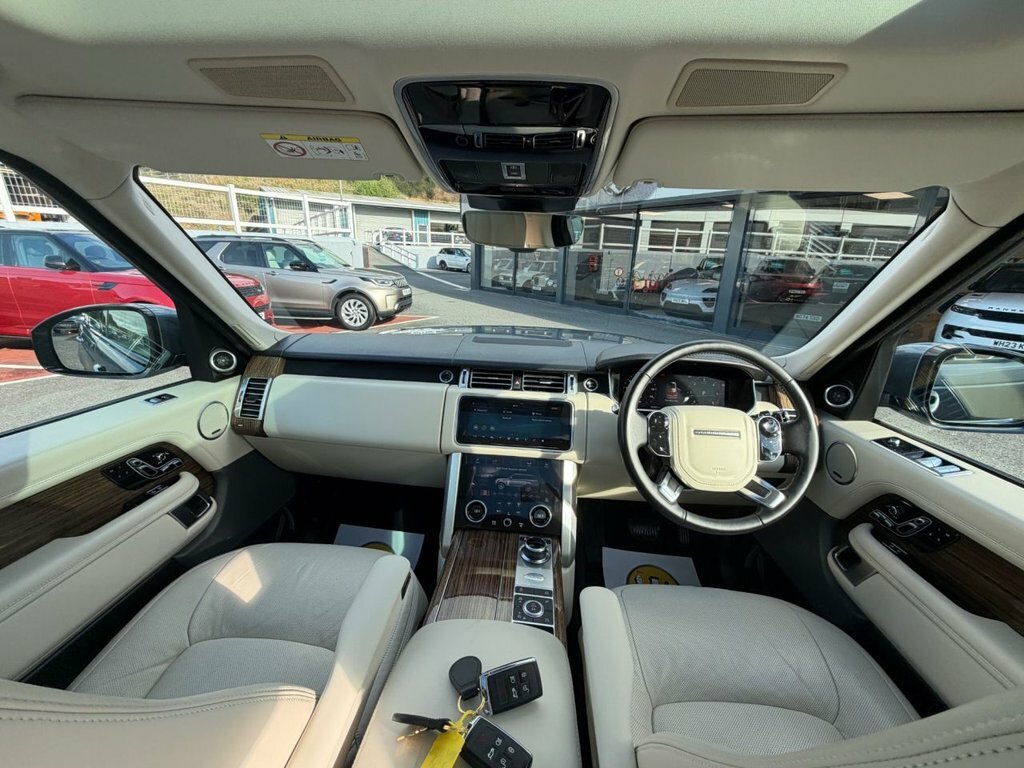 Land Rover Range Rover 3.0 D300 Vogue Se Black #12