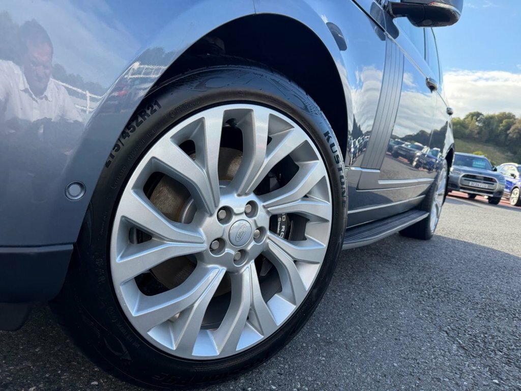 Land Rover Range Rover 3.0 D300 Vogue Se Black #26