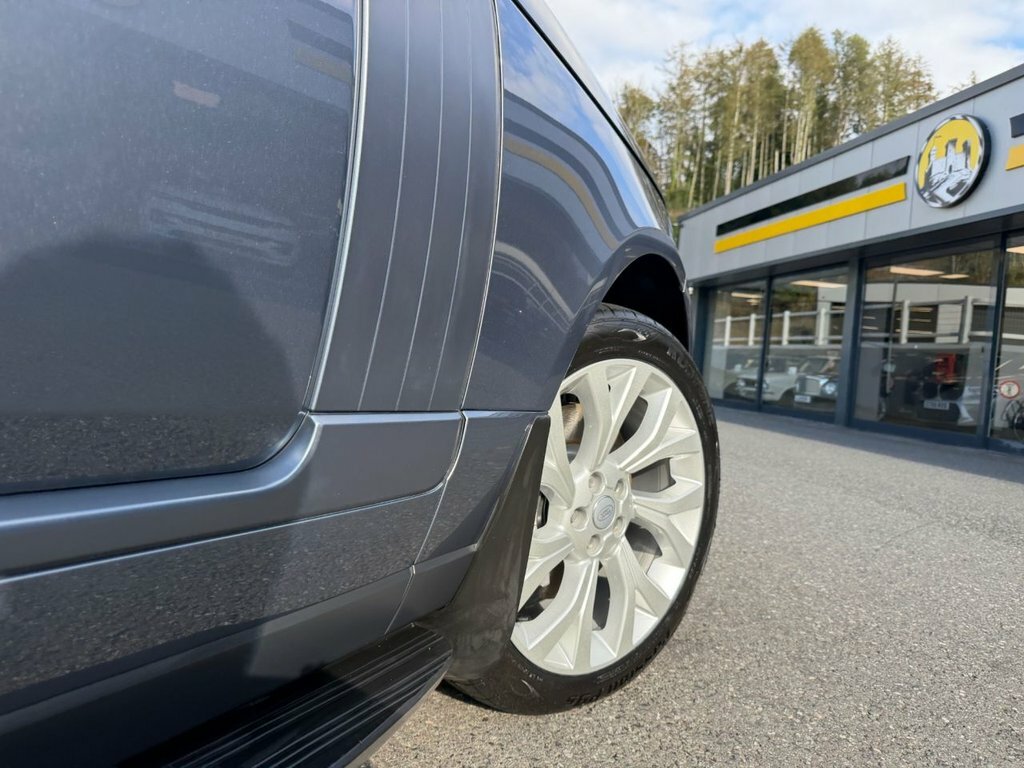 Land Rover Range Rover 3.0 D300 Vogue Se Black #23