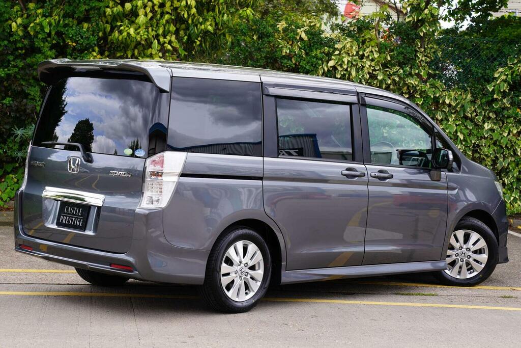 Honda StepWagon Mpv 2.0 Spada S 8 Seats 201111 Grey #4