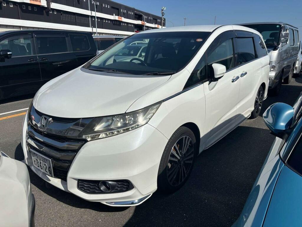 Honda Odyssey Mpv 2.4 Absolute Ex 7 Seats 201414 White #4